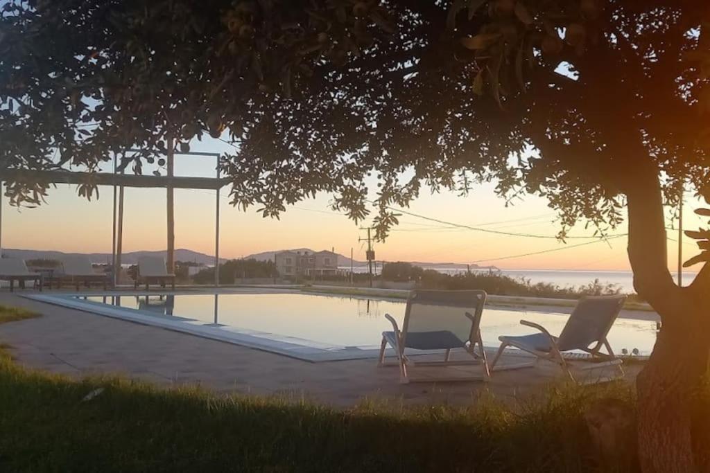 Cristelia Seafront & Pool Villa Лакания Экстерьер фото