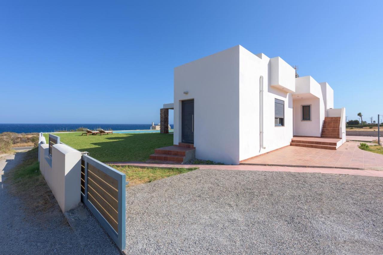 Cristelia Seafront & Pool Villa Лакания Экстерьер фото